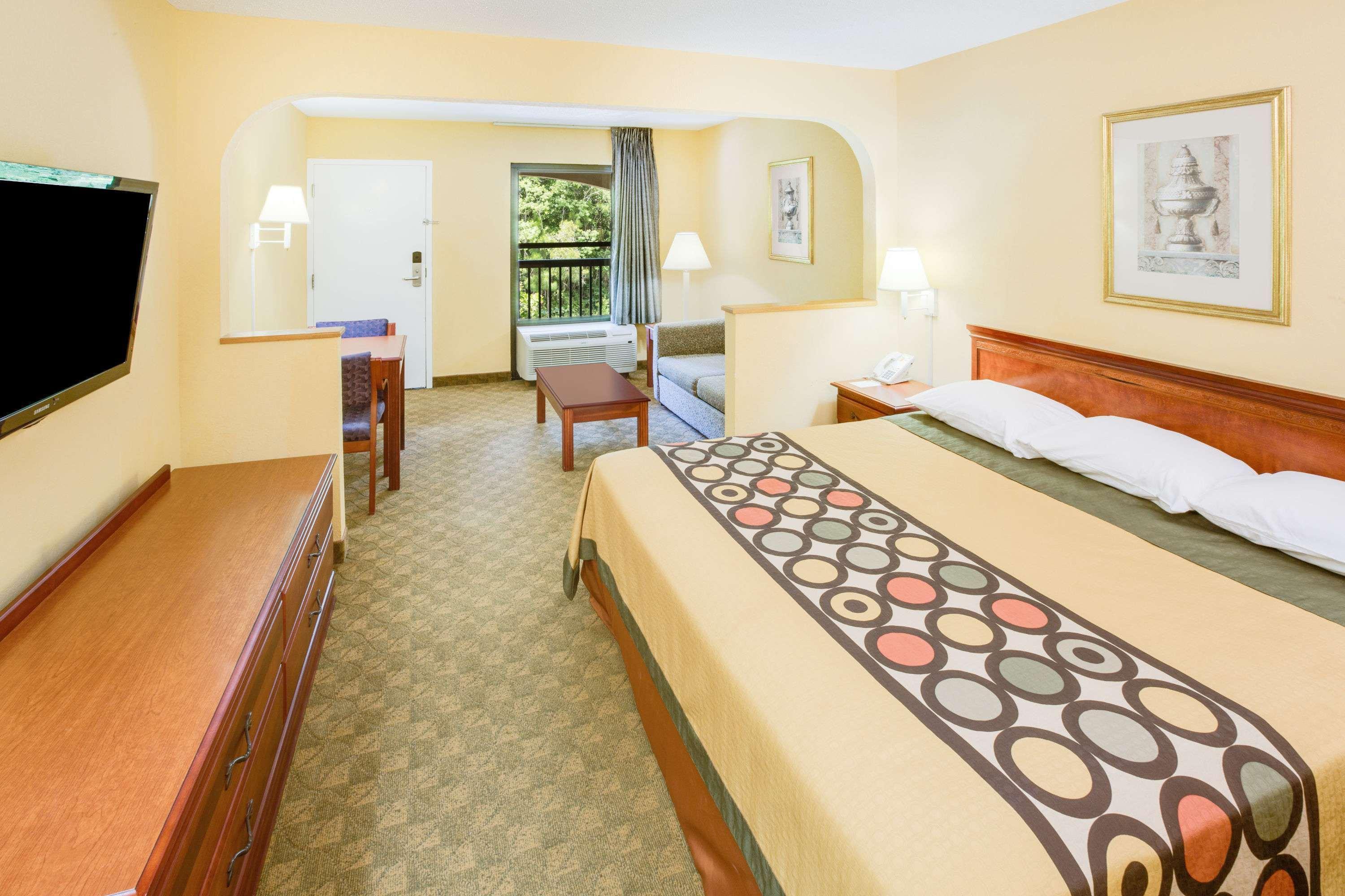 Super 8 By Wyndham Diberville Biloxi Area Exteriör bild