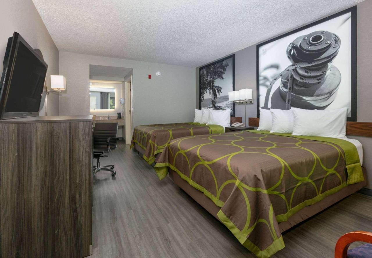 Super 8 By Wyndham Diberville Biloxi Area Exteriör bild